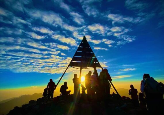 3 days Mount Toubkal 3 days trek | Acclimatize better